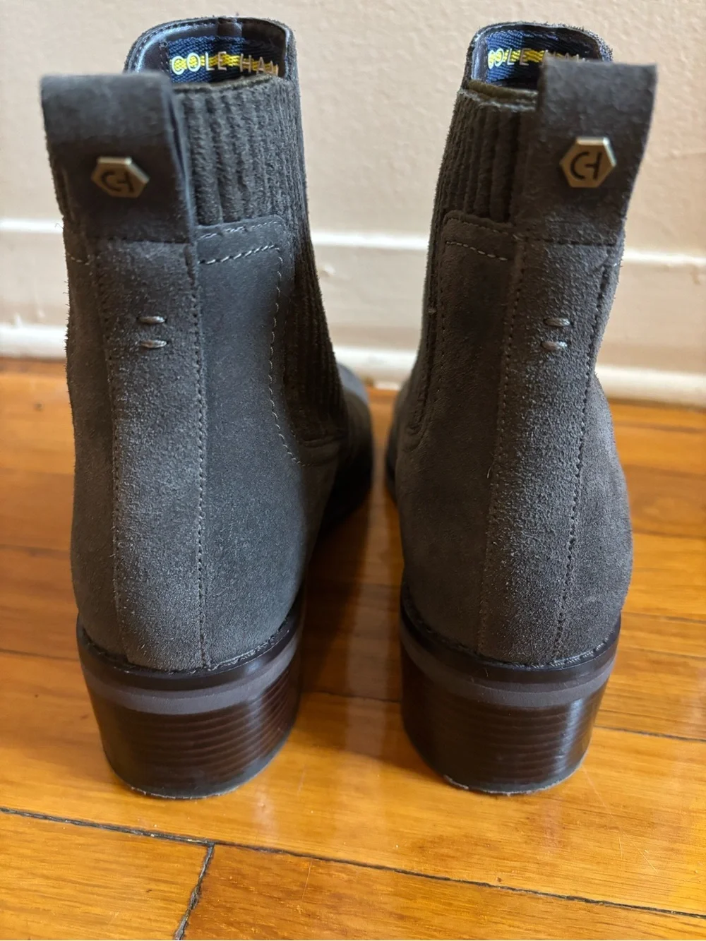 Cole Haan Grand.Os Gray Suede Chelsea Ankle Boots Pull On Block Heel 7B